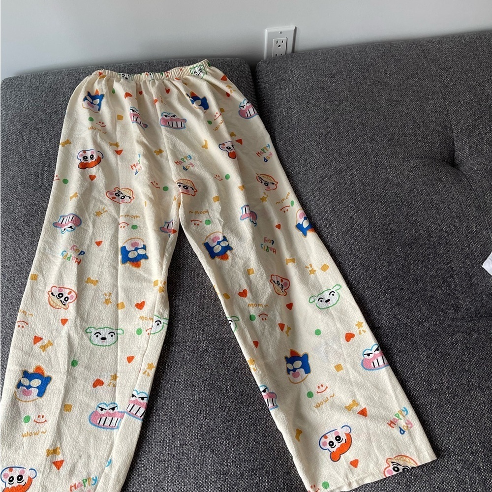 Shin chan printed design loungewear pants - Picture 3 of 7